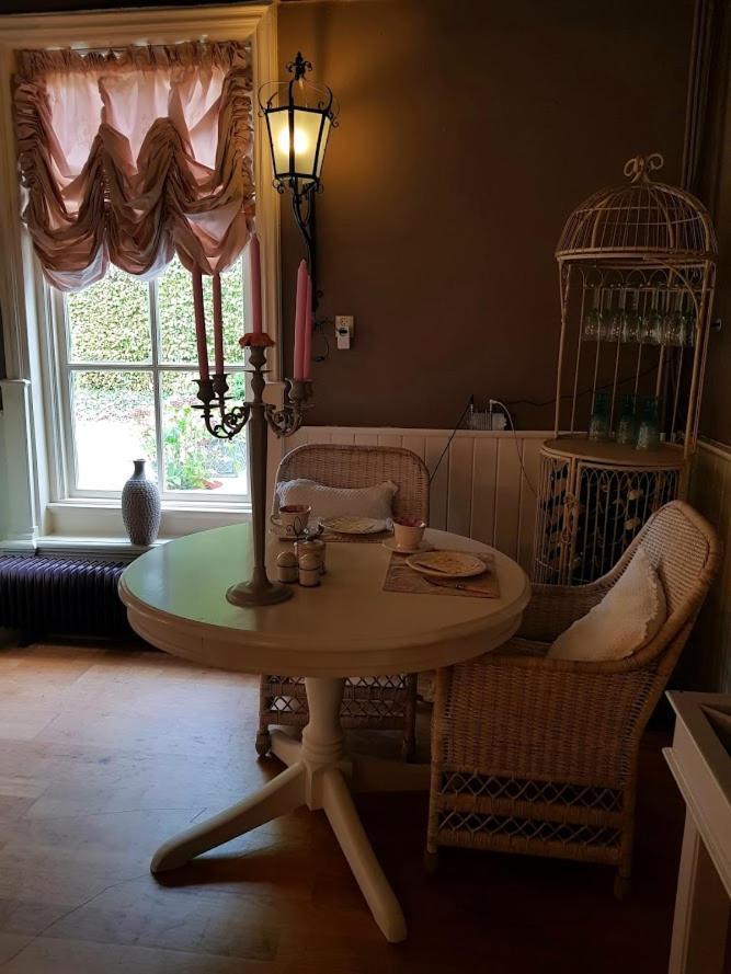 B&B Villa De Thee Tuin Bellingwolde Eksteriør billede
